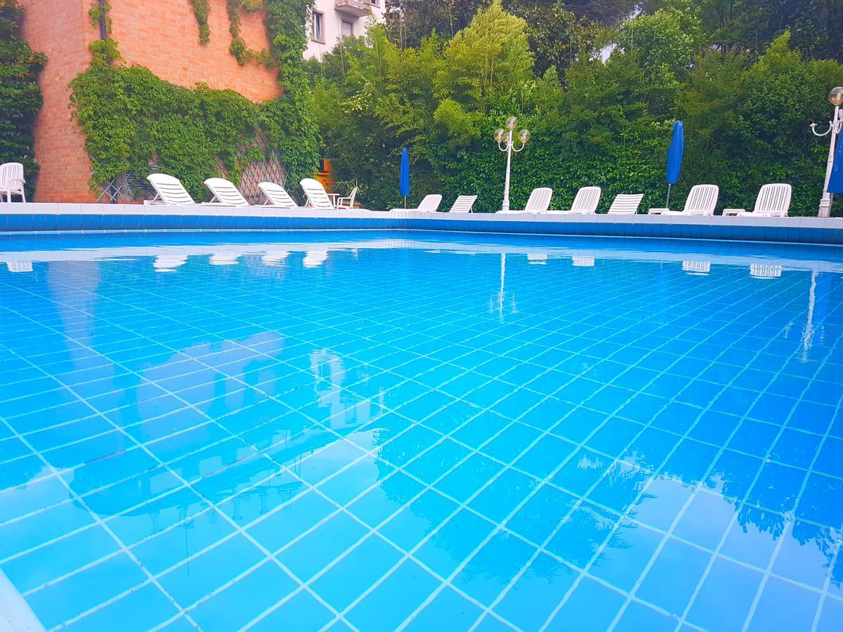 Hotel Terme Villa Piave อาบาโนแตร์เม ภายนอก รูปภาพ